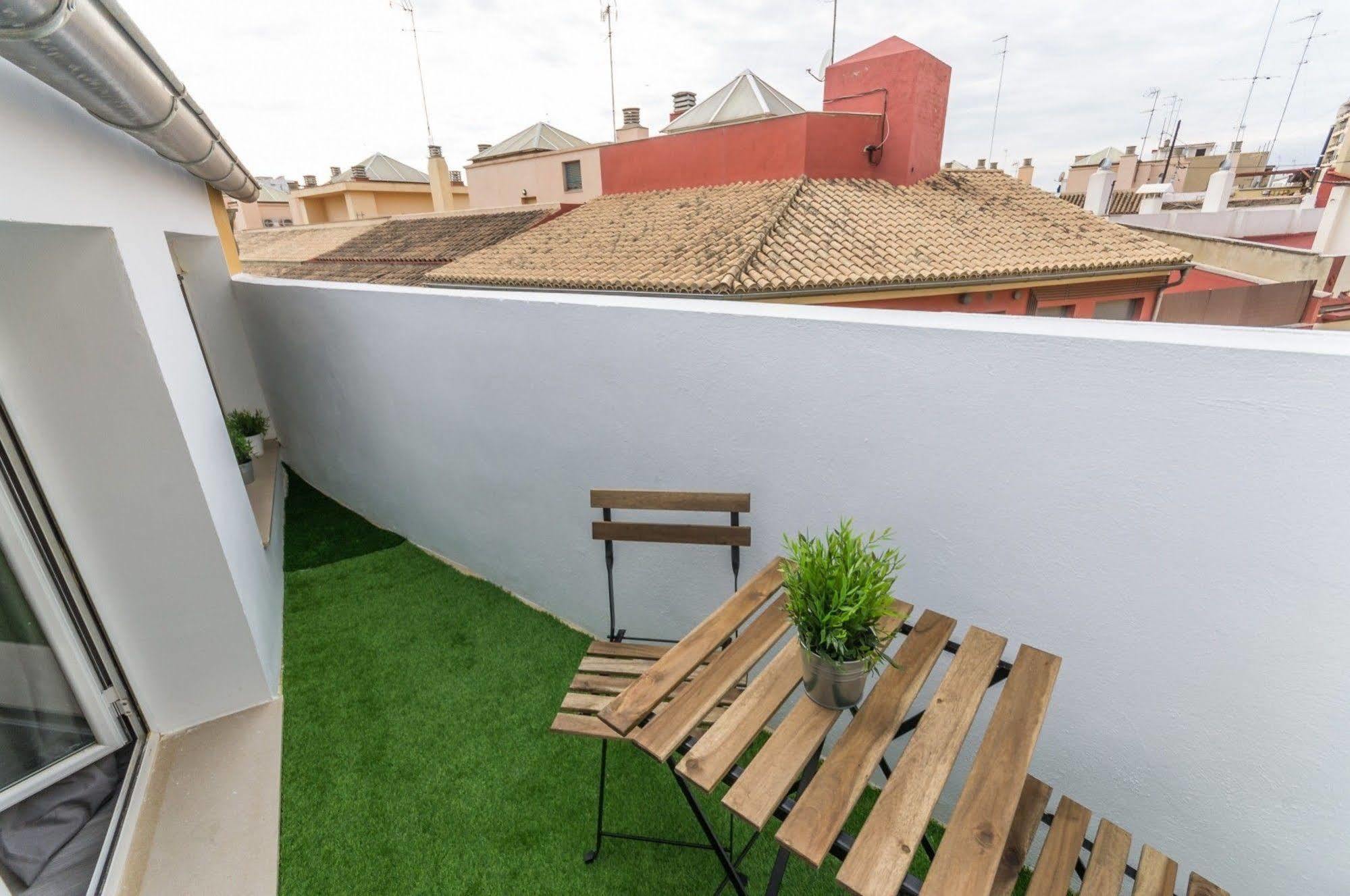 Bet Apartments - Tramontana Apartments Valensiya Dış mekan fotoğraf