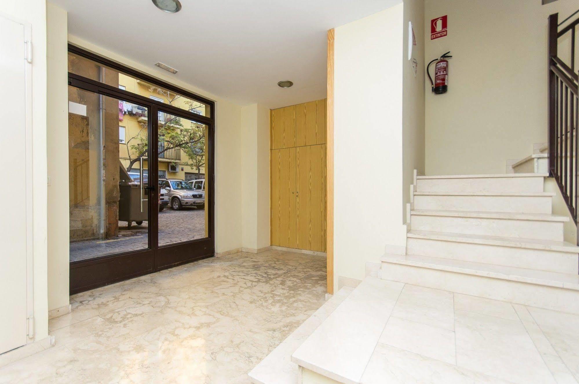 Bet Apartments - Tramontana Apartments Valensiya Dış mekan fotoğraf